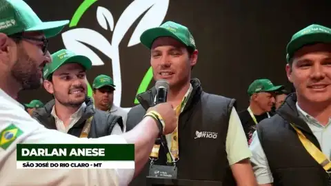 Depoimento em vídeo: Alunos da Raiz no palco